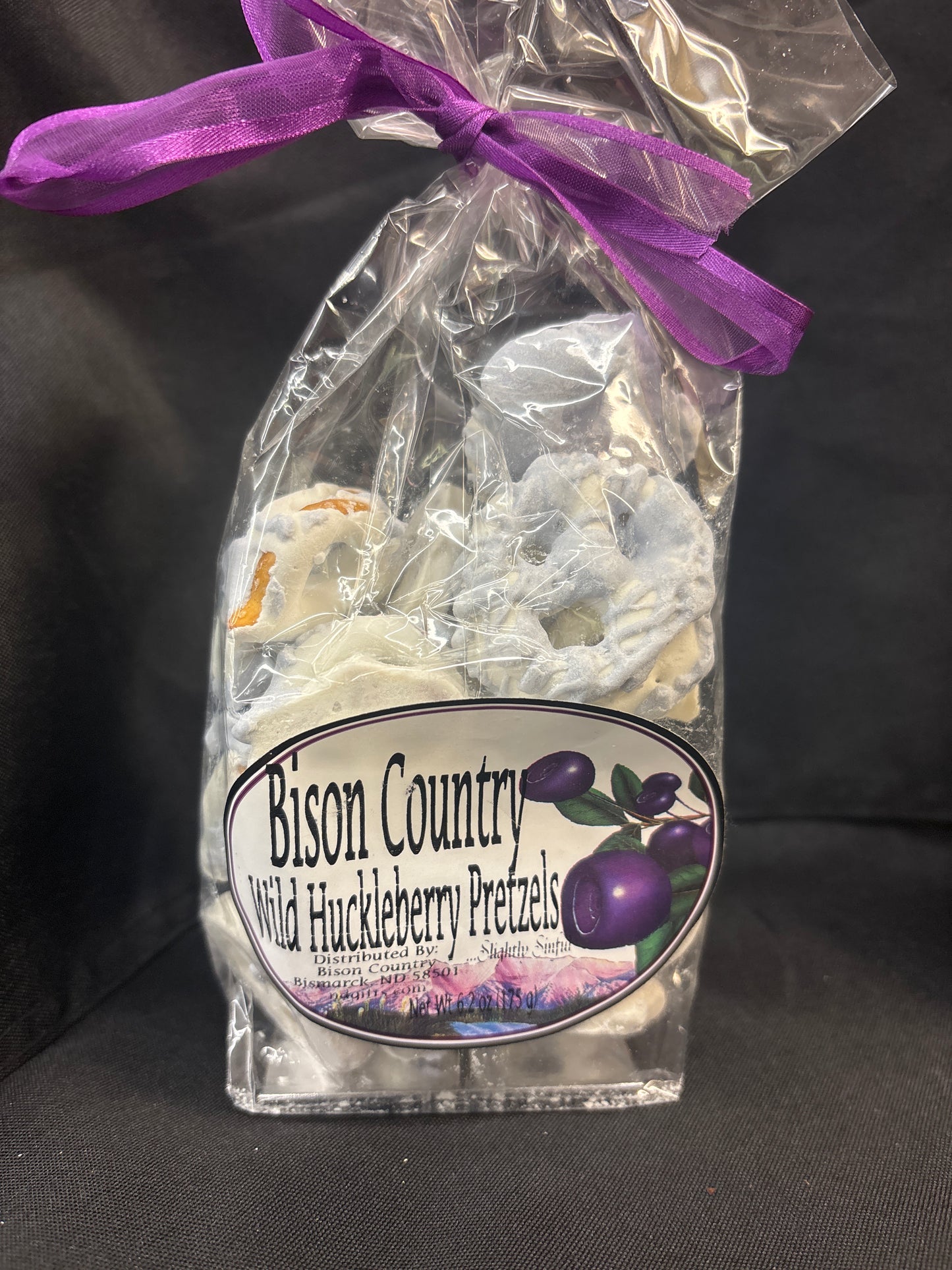 White Chocolate Huckleberry Pretzels 6.2oz