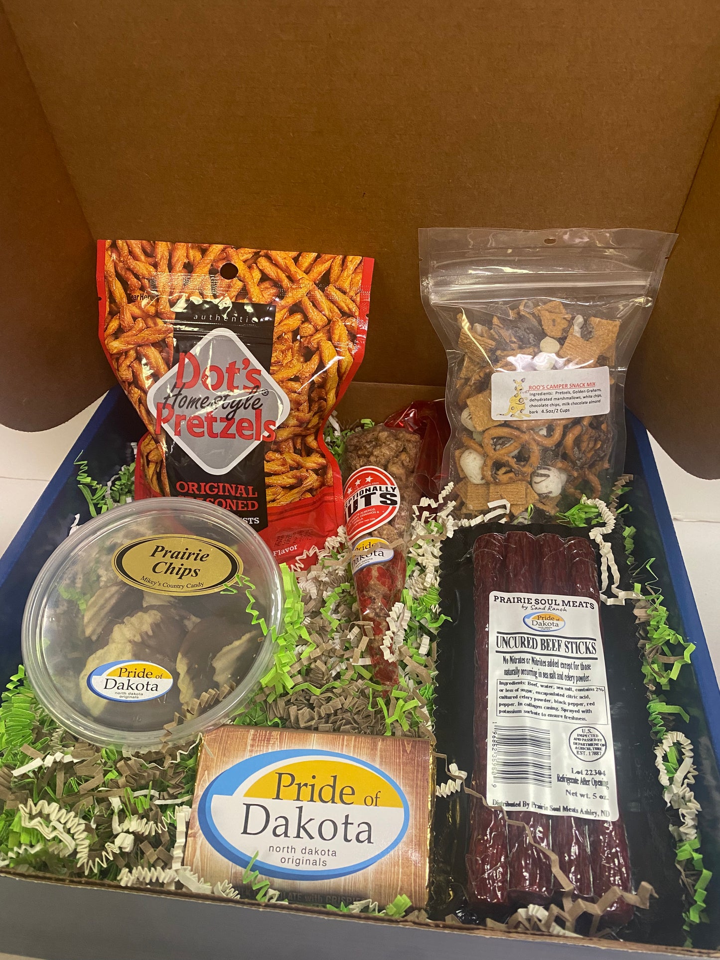 SNACK ATTACK GIFT BASKET